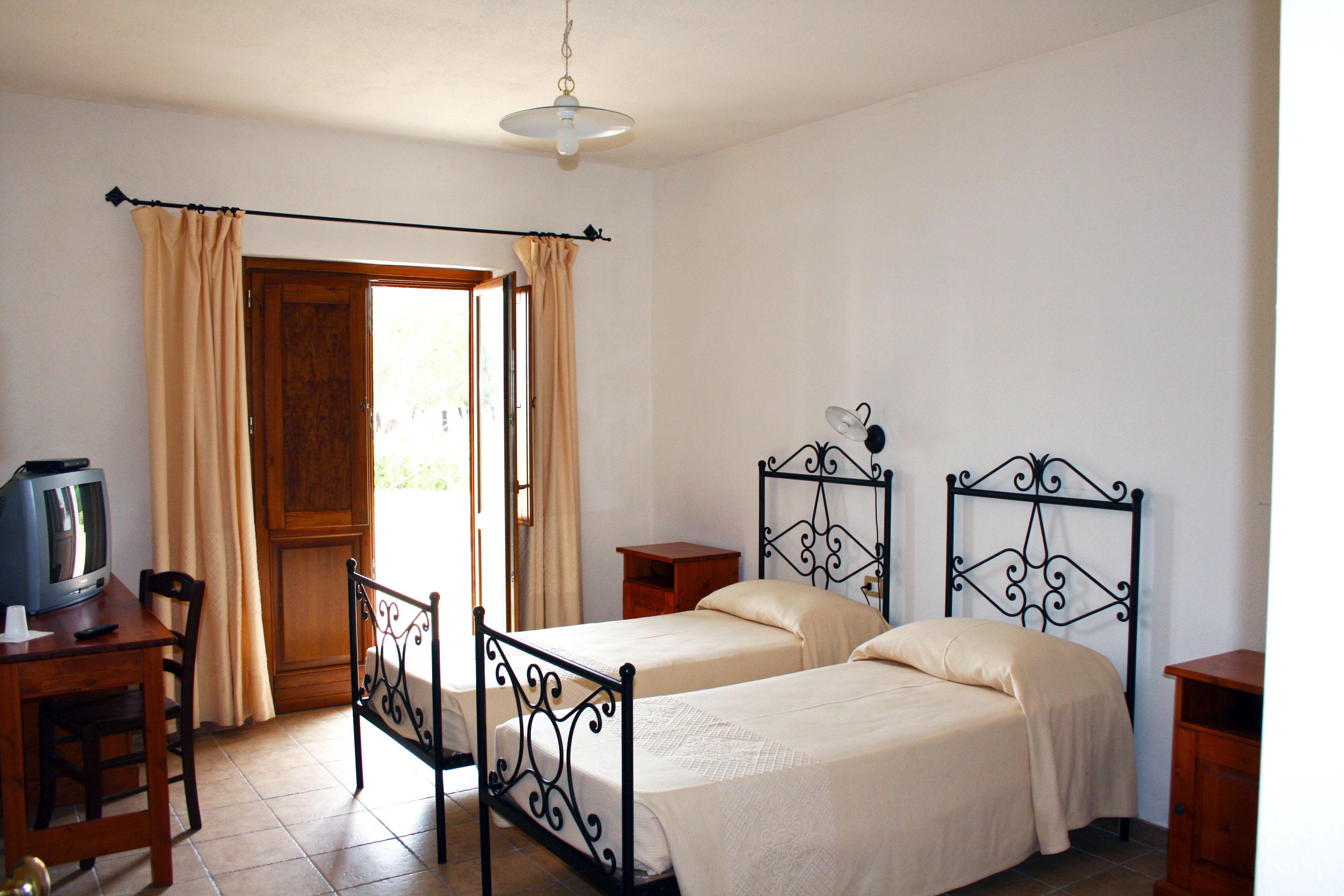 Hotel Su Baione Abbasanta Exterior photo